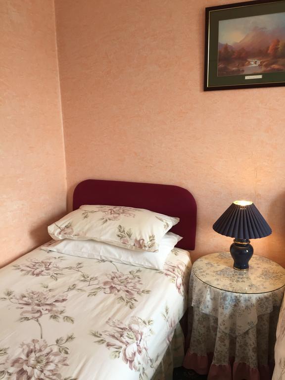 אדינבורו Hermitage Guest House מראה חיצוני תמונה